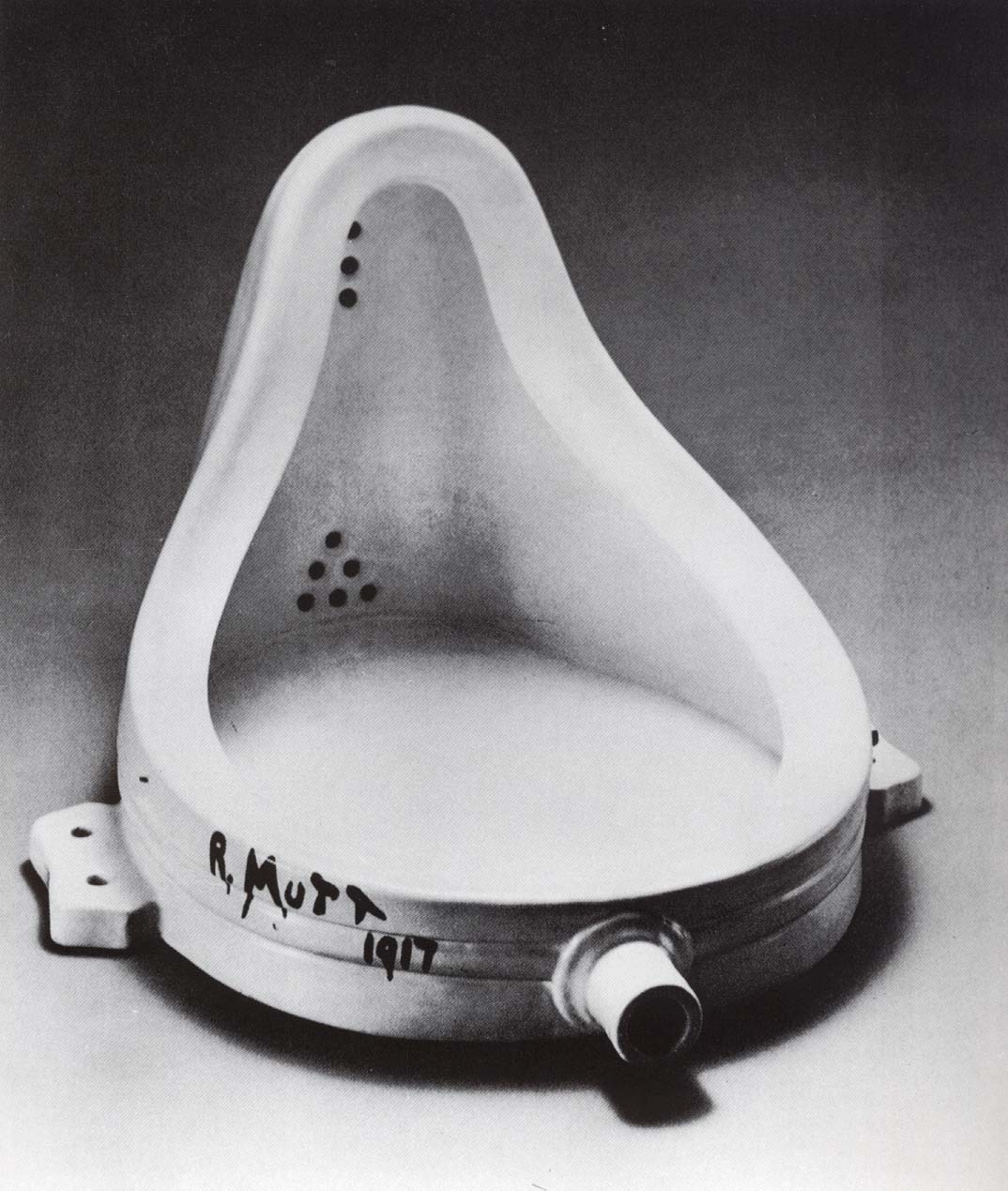 Marcel Duchamp 『泉』.jpg